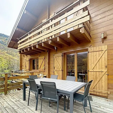 En Bois Avec Tres Belle Vue Sur La Montagne * Colmars