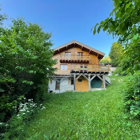 En Bois Avec Tres Belle Vue Sur La Montagne Chalet Colmars