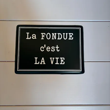 Chalet En Bois Avec Très Belle Vue Sur La Montagne Colmars