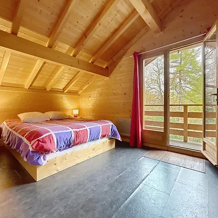 Chalet En Bois Avec Très Belle Vue Sur La Montagne Colmars